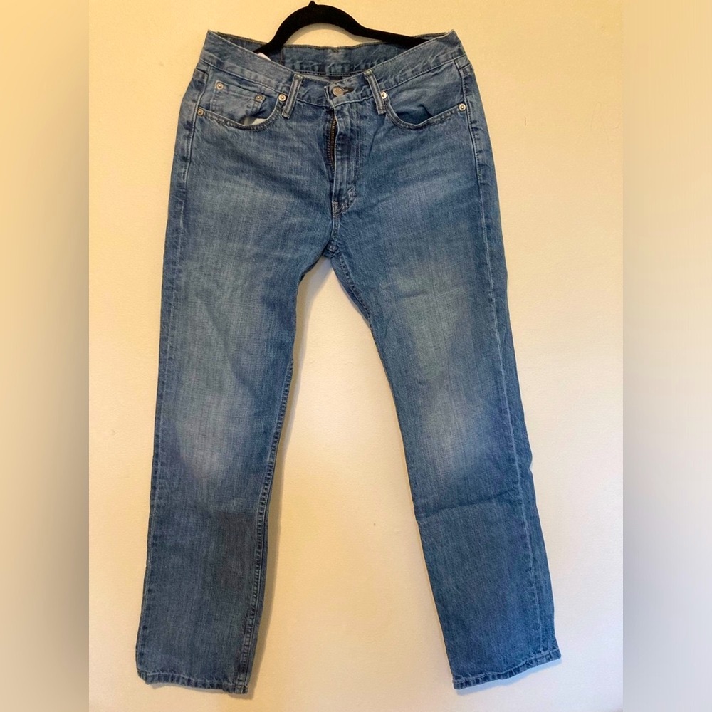 Levi’s 514 30x30 Medium Wash Excellent condition